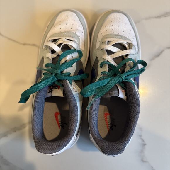 Nike Air Force 1 '07 LV8 Low Split - Light Silver Deep Royal Boys Youth Sz 5.5 - Picture 10 of 10